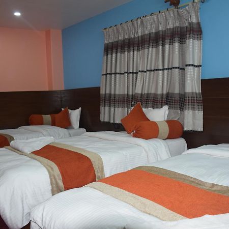 Hotel Rosemary Homes Pokhara Esterno foto